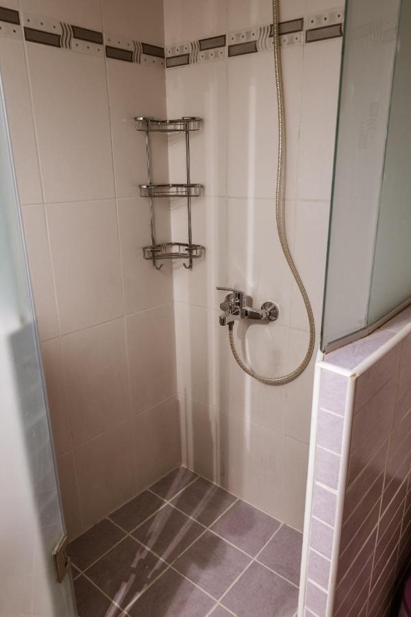 Cactus Maisonette Near Airport Villa Pórto Ráfti Kültér fotó