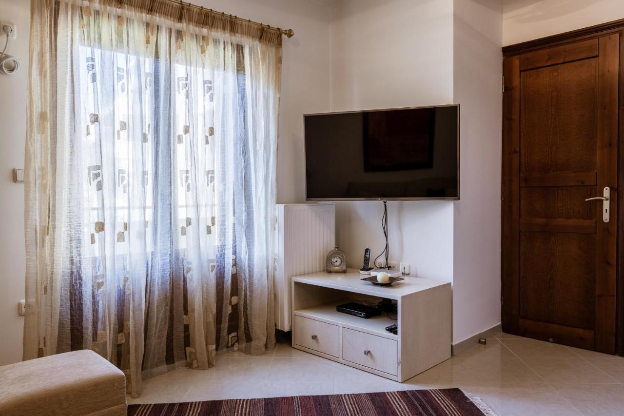 Cactus Maisonette Near Airport Villa Pórto Ráfti Kültér fotó