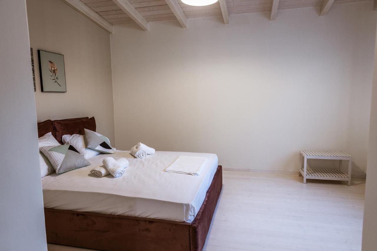 Cactus Maisonette Near Airport Villa Pórto Ráfti Kültér fotó